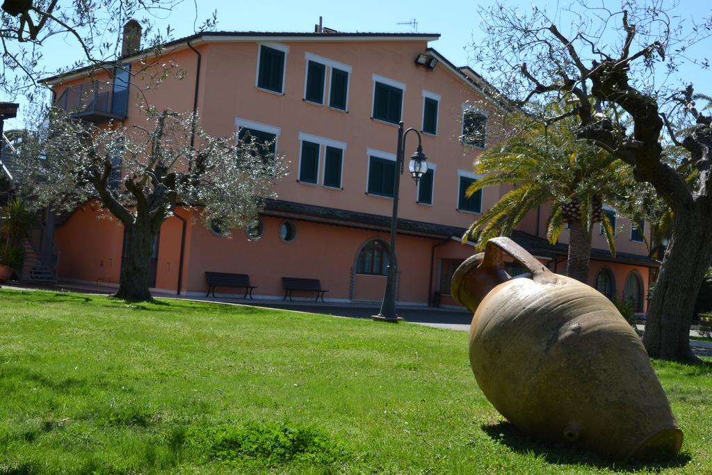 Villa Luigi Hotel & Restaurant Nuova Gestione Villa Rosa Di Martinsicuro Extérieur photo